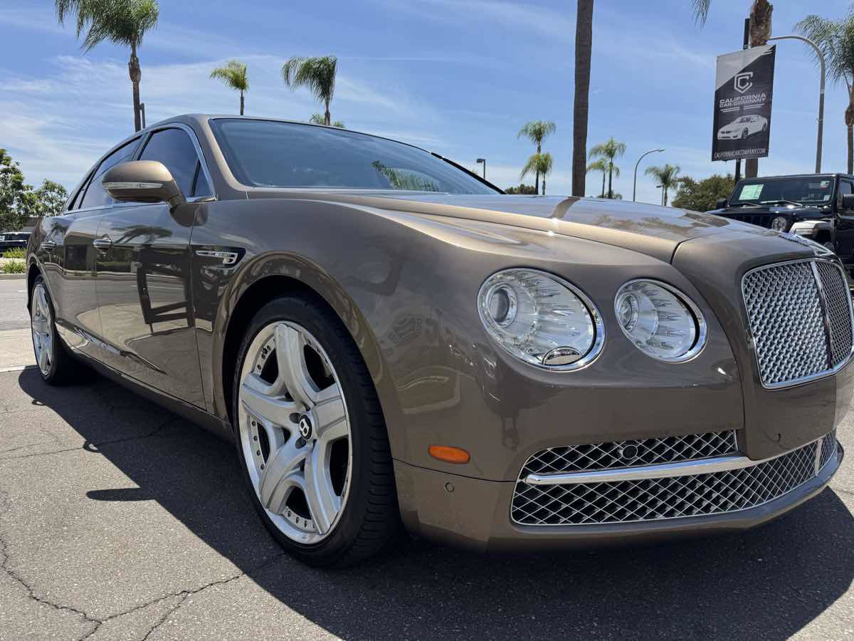 Used 2014 Bentley Flying Spur W12 AWD/4WD image 9