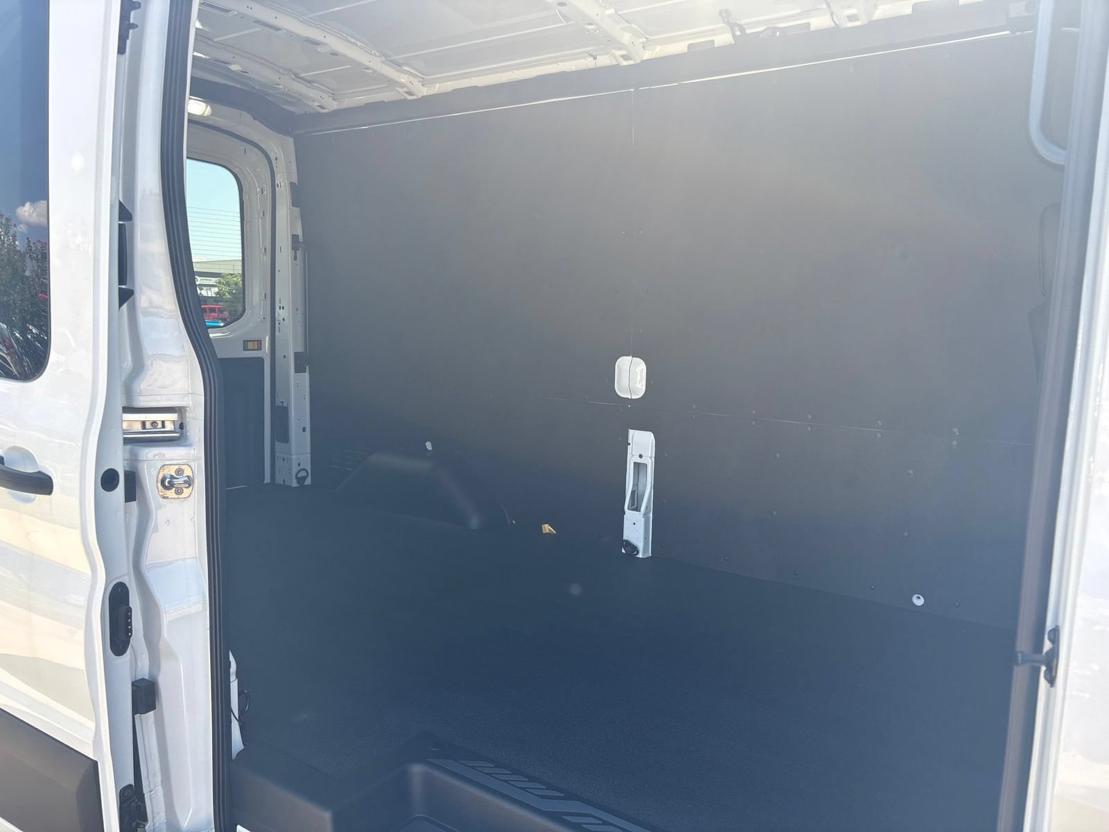 New 2026 Ford Transit 250 148 Medium Roof w/ Load Area Protection Package RWD image 12