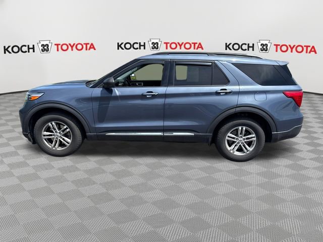 Used 2021 Ford Explorer XLT w/ Equipment Group 202A AWD/4WD image 4
