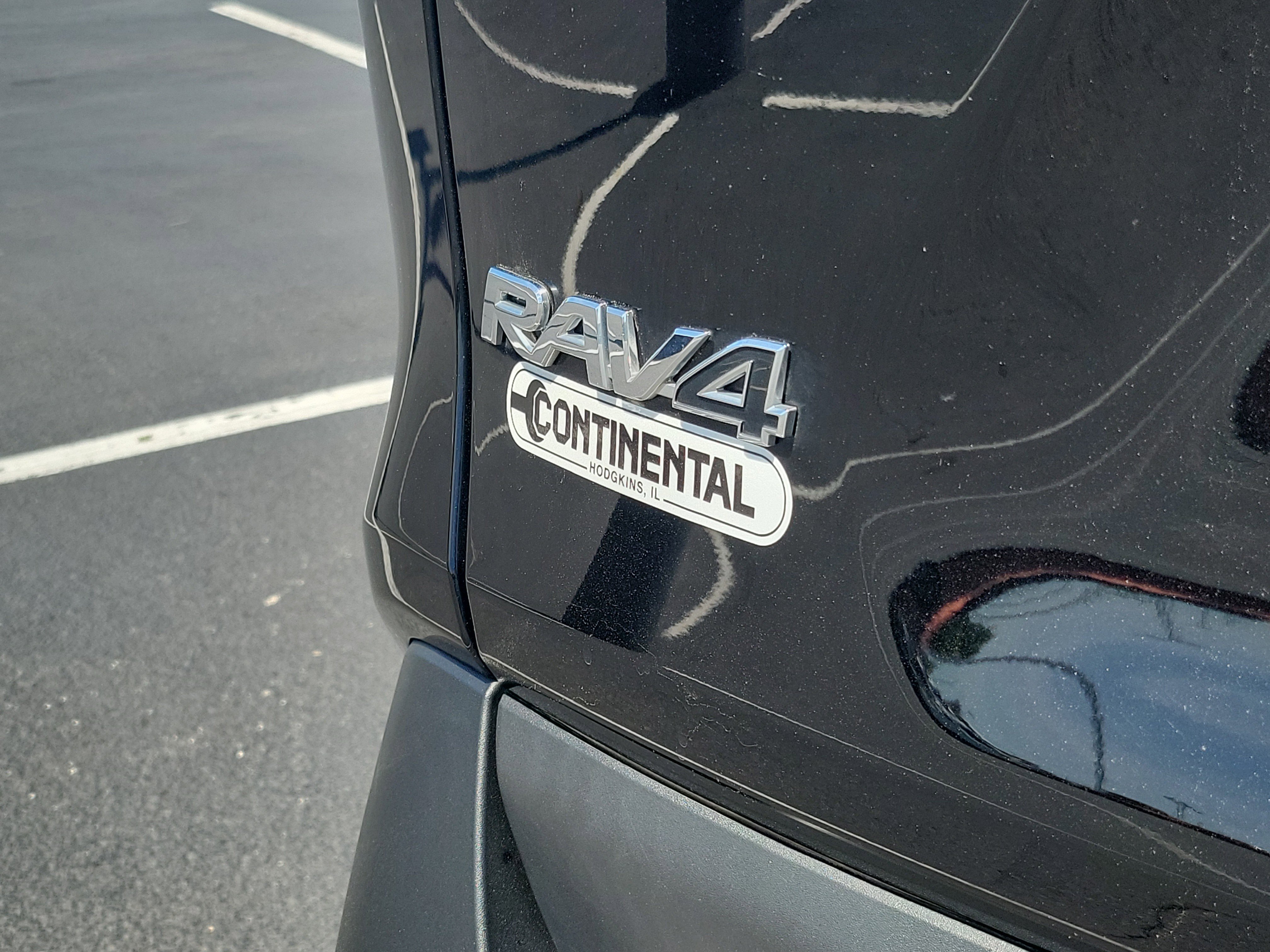 Certified 2023 Toyota RAV4 LE AWD/4WD image 11