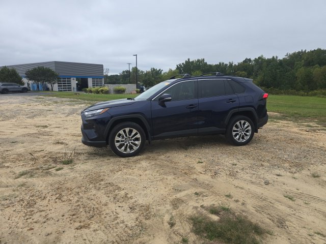 Used 2025 Toyota RAV4 XLE Premium FWD image 3
