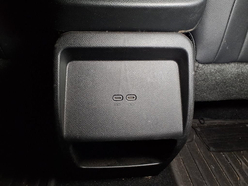 Used 2024 Chevrolet Equinox EV LT w/ LPO, Blackout Package FWD image 18