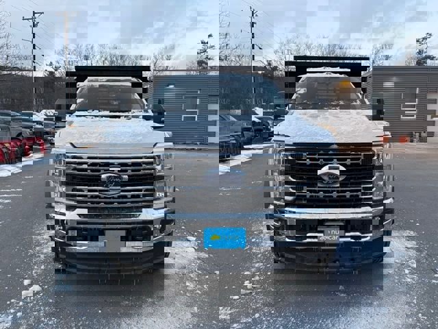 New 2026 Ford F550 4x4 Regular Cab Super Duty image 2