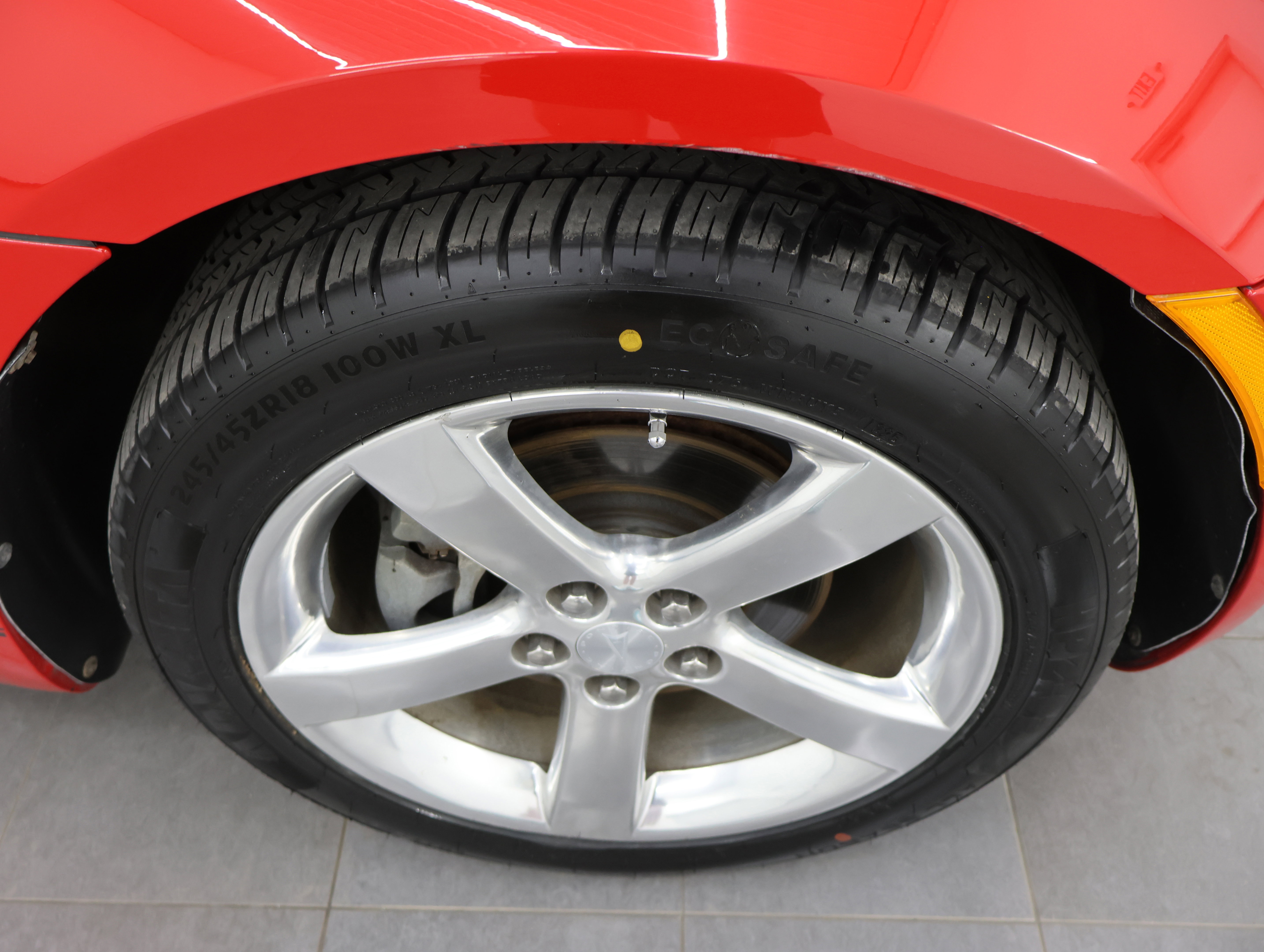 Used 2007 Pontiac Solstice GXP w/ Premium Package RWD image 3