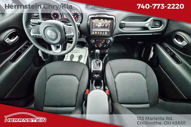 Used 2023 Jeep Renegade Latitude image 12