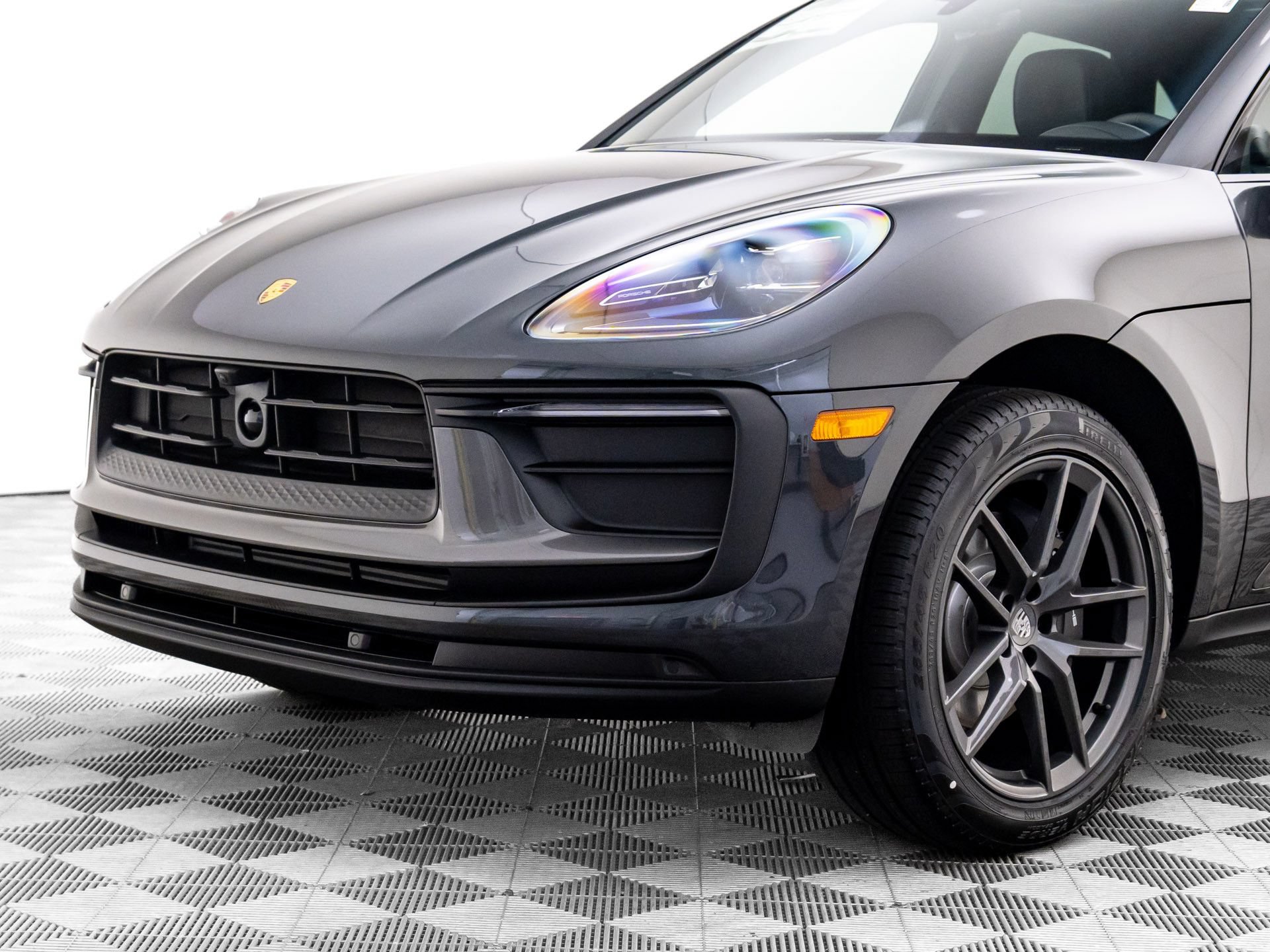 New 2026 Porsche Macan Turbo AWD/4WD image 39