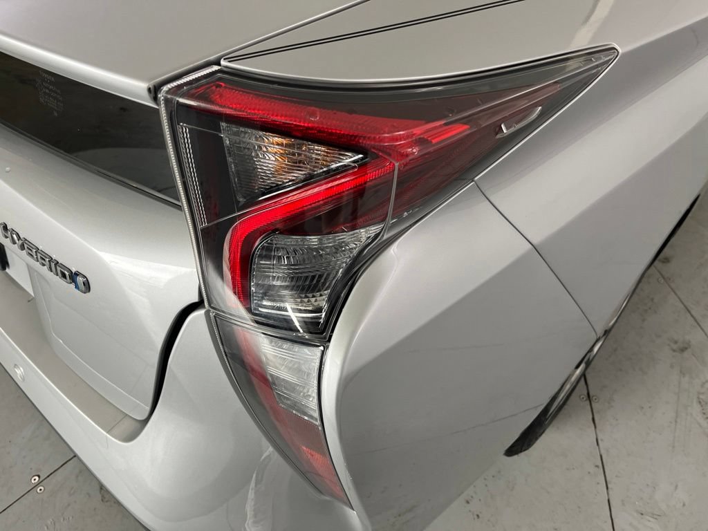 Used 2017 Toyota Prius Two w/ Prius Two Safety Plus Package FWD image 47