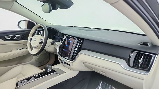 Used 2024 Volvo S60 B5 Plus w/ Climate Package image 22
