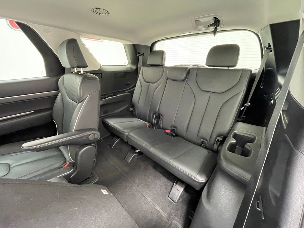 Used 2025 Hyundai Palisade SEL AWD/4WD image 14