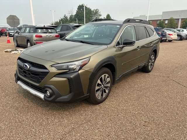 Used 2024 Subaru Outback Limited AWD/4WD image 1