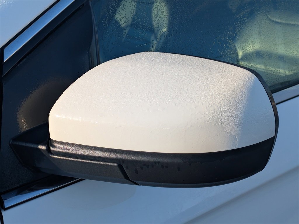 Used 2024 Ford Edge SEL image 10