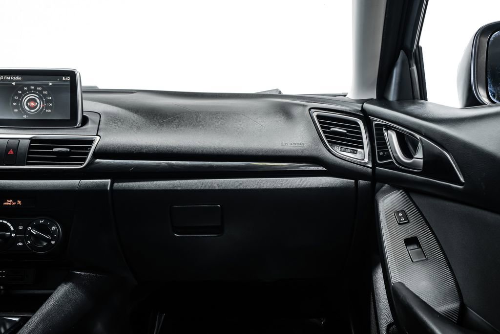 Used 2015 MAZDA MAZDA3 i Sport image 27