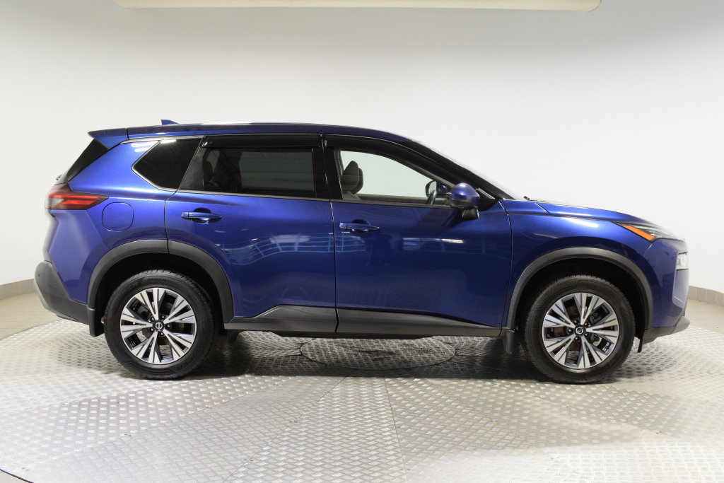 Used 2021 Nissan Rogue SV AWD/4WD image 2