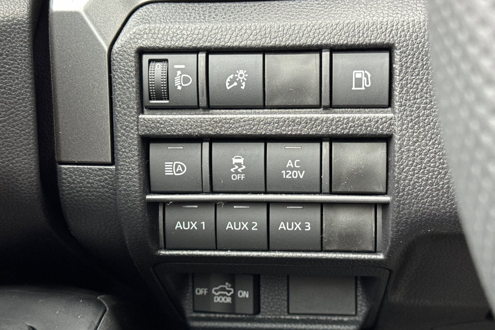 New 2025 Toyota Tacoma TRD Off-Road image 29