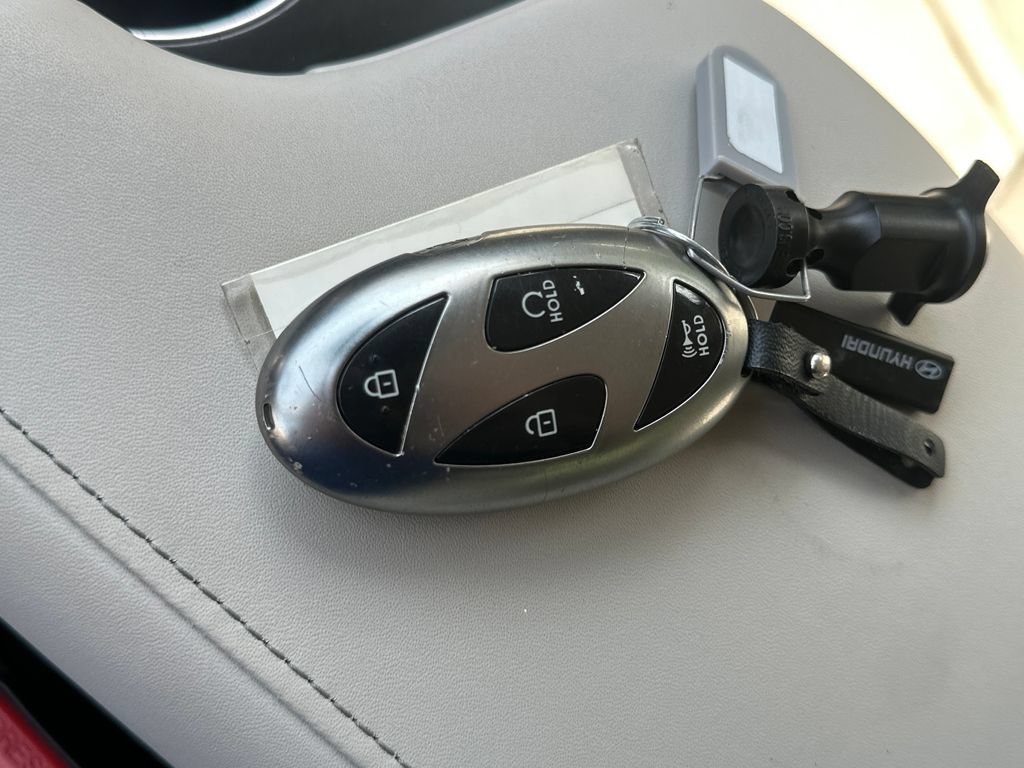 Used 2025 Hyundai Sonata SEL FWD image 31