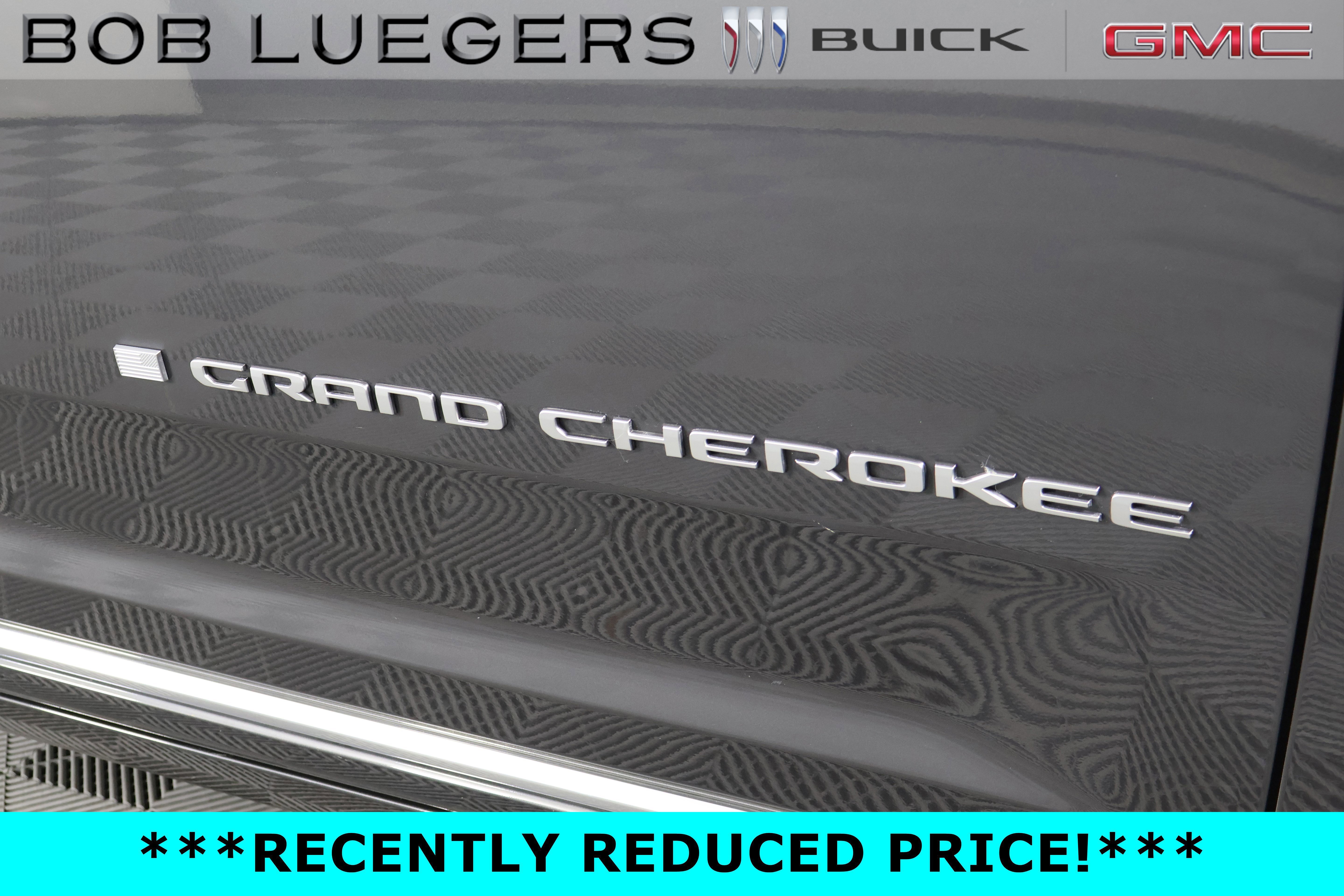 Used 2022 Jeep Grand Cherokee Summit w/ Adv Protech Group IV AWD/4WD image 4
