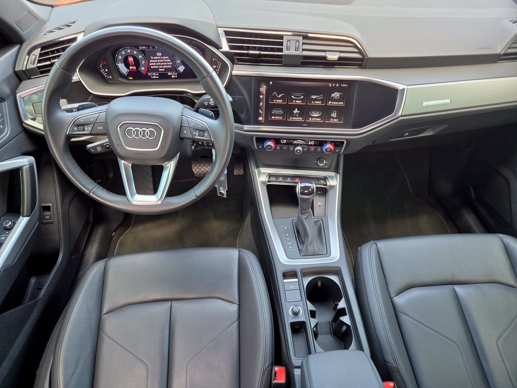 Used 2025 Audi Q3 2.0T Premium AWD/4WD image 24