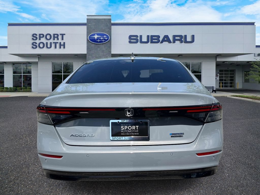 Used 2024 Honda Accord Touring image 4