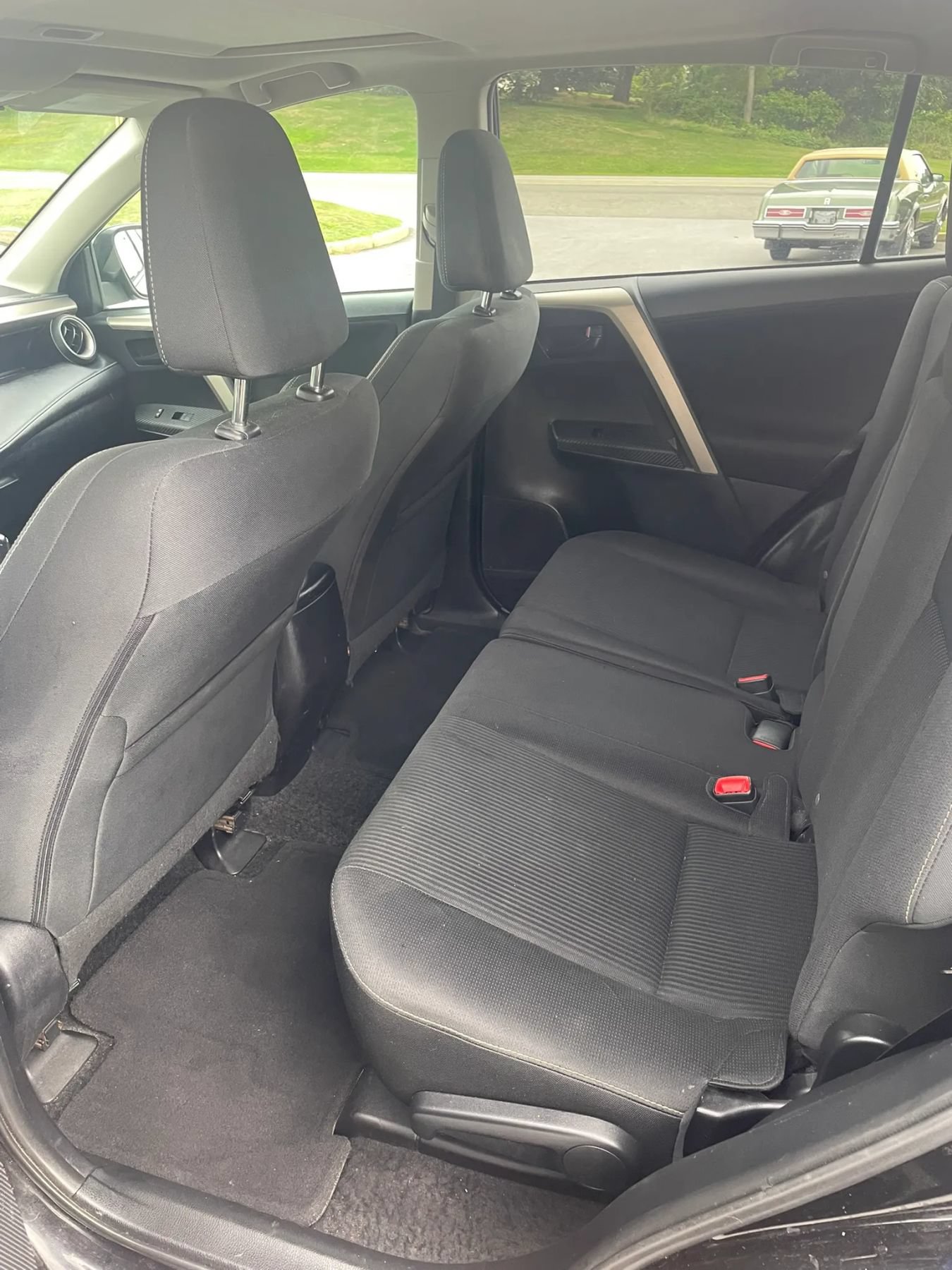 Used 2013 Toyota RAV4 XLE AWD/4WD image 47