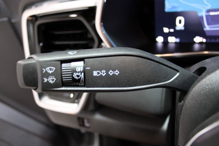 New 2026 GMC Canyon Elevation w/ Convenience Package image 42