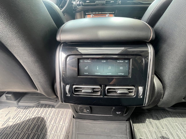 Used 2020 Lincoln Aviator Reserve w/ Equipment Group 201A image 19