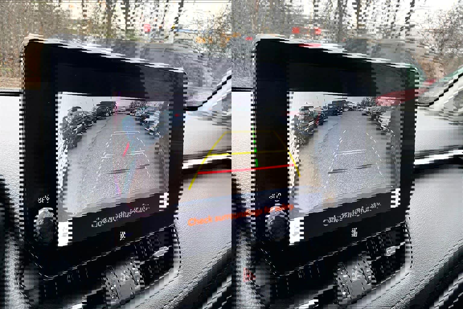 Used 2023 Toyota RAV4 XLE Premium image 28