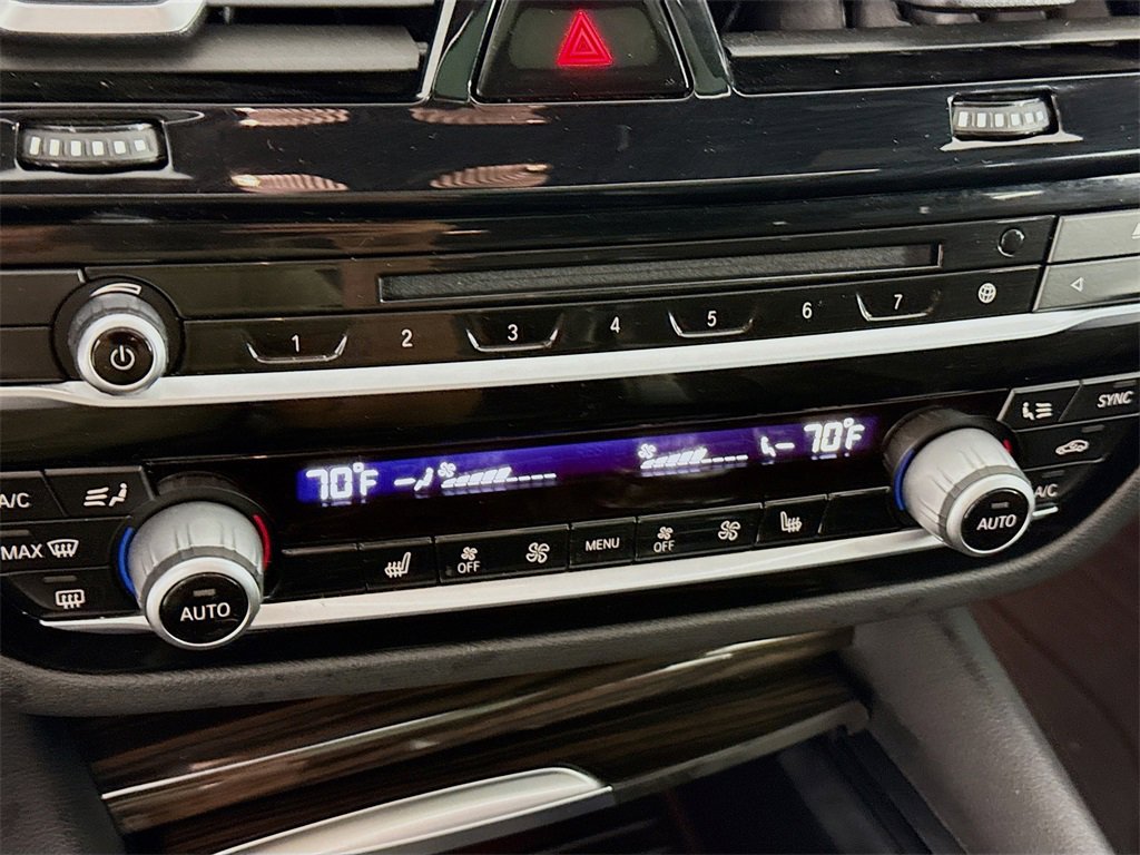 Used 2018 BMW 530i xDrive image 17