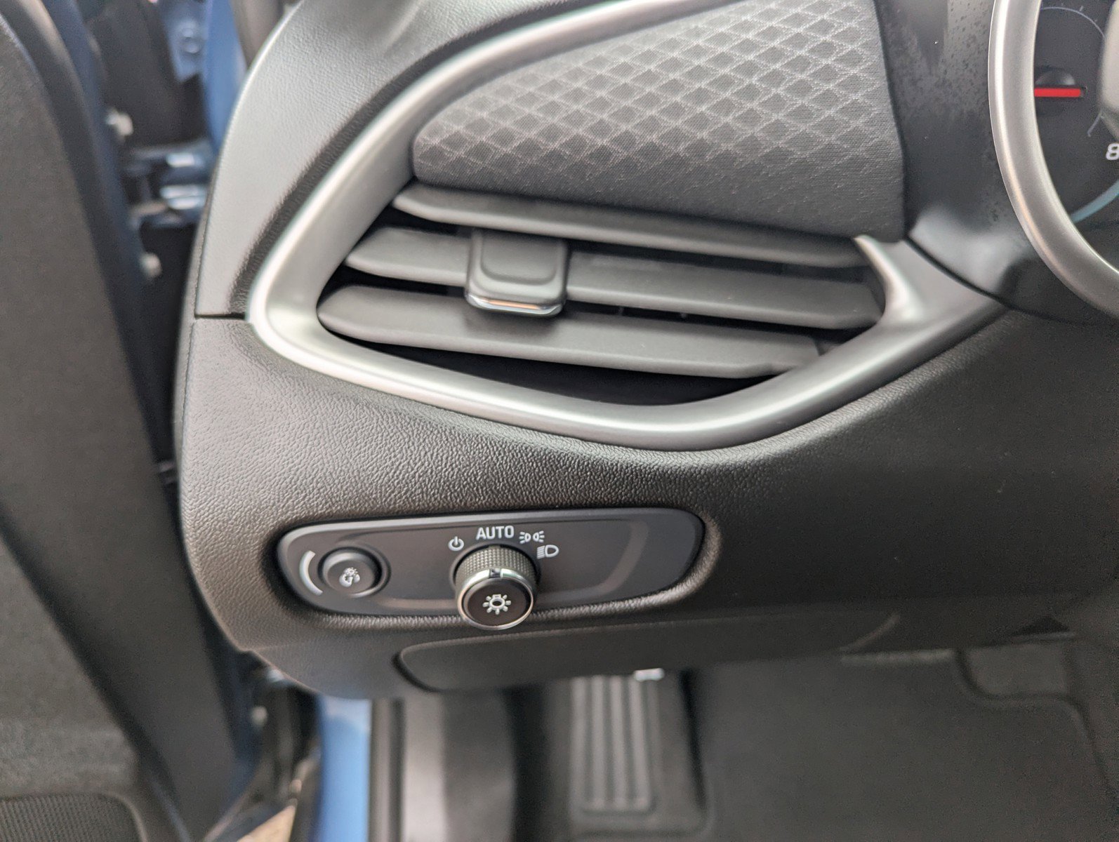 Used 2024 Chevrolet Malibu RS image 15