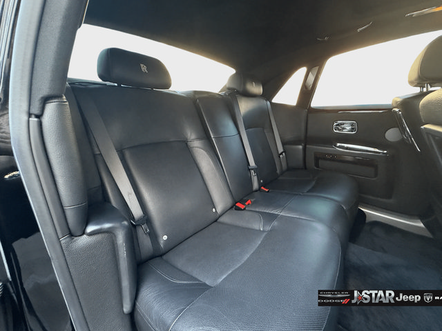 Used 2011 Rolls-Royce Ghost RWD image 18