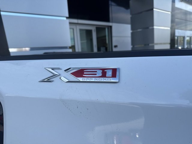 New 2026 GMC Sierra 1500 SLT w/ SLT Premium Plus Package image 12