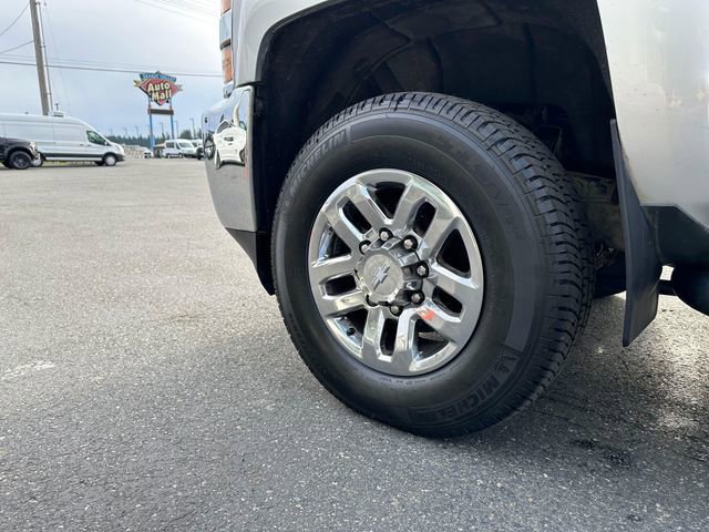 Used 2015 Chevrolet Silverado 3500 LT image 25