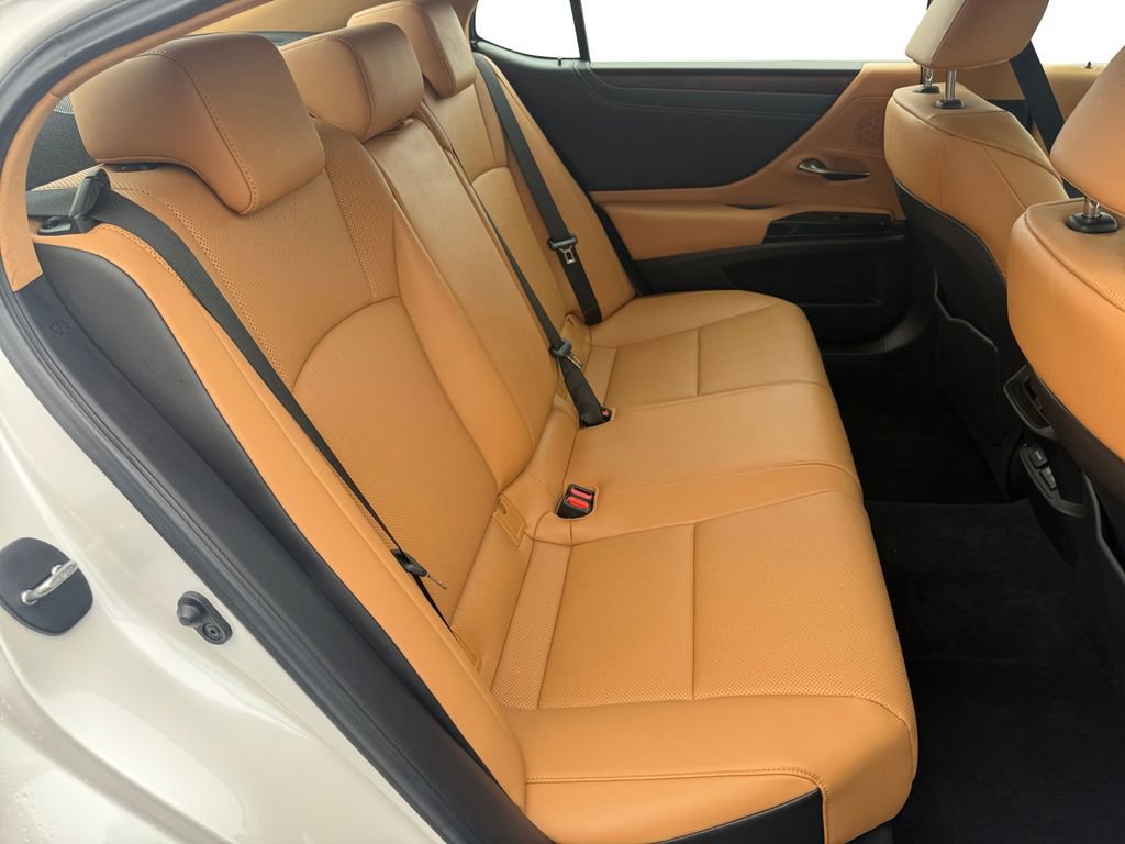 Used 2025 Lexus ES 350 w/ Premium Package image 18