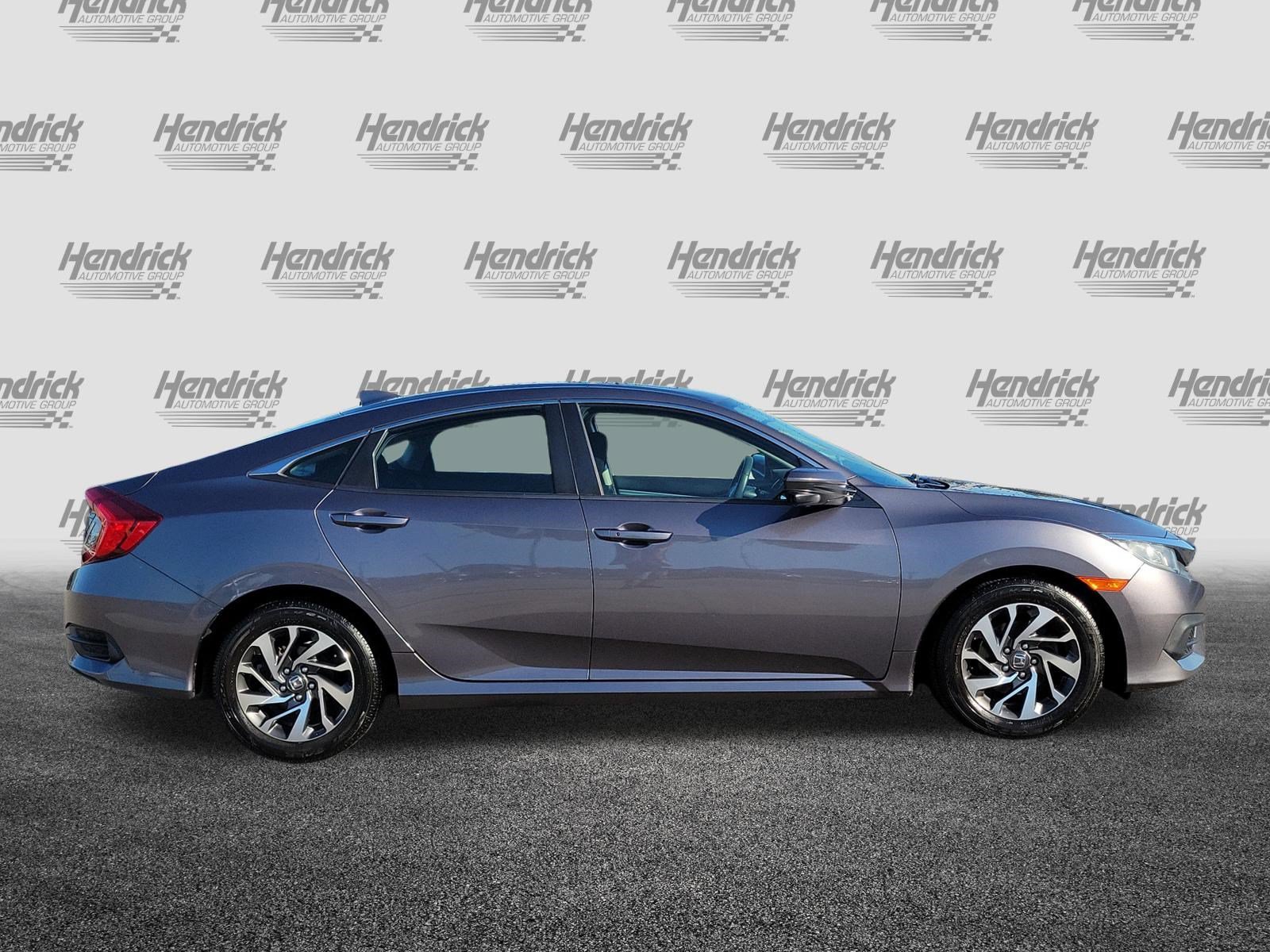 Used 2017 Honda Civic EX image 8