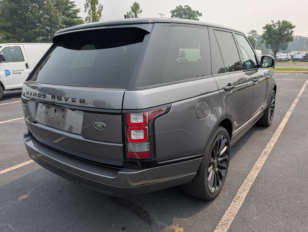 Used 2016 Land Rover Range Rover Supercharged AWD/4WD image 25