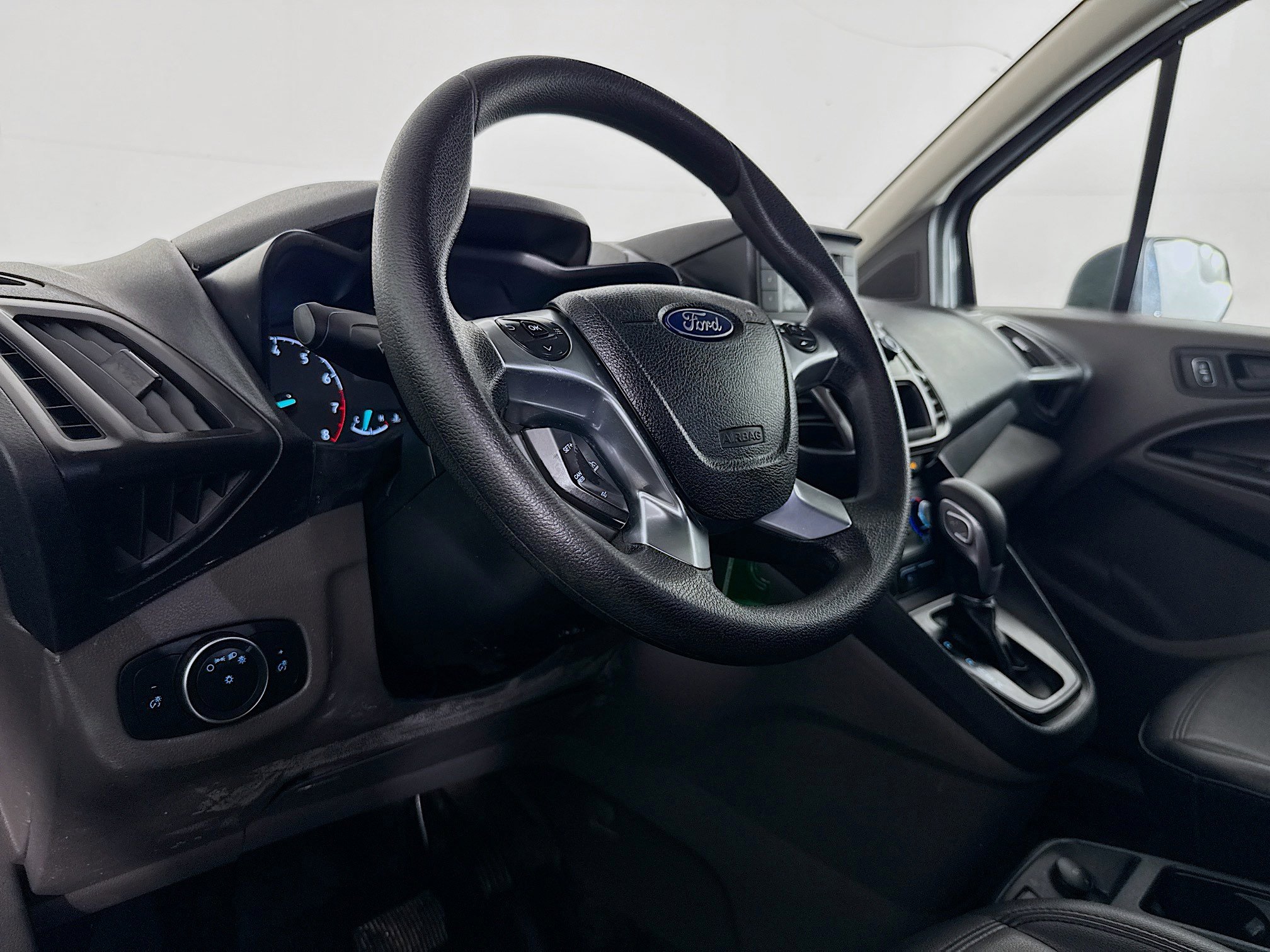 Used 2022 Ford Transit Connect XL image 21