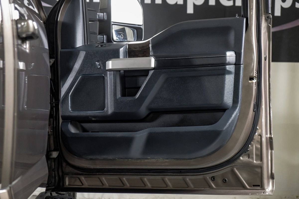 Used 2022 Ford F250 Lariat w/ Tremor Off-Road Package image 35