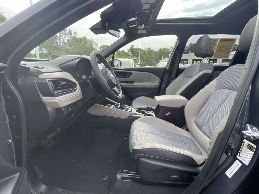 Used 2025 Subaru Forester Premium w/ Convenience Package #1 AWD/4WD image 18