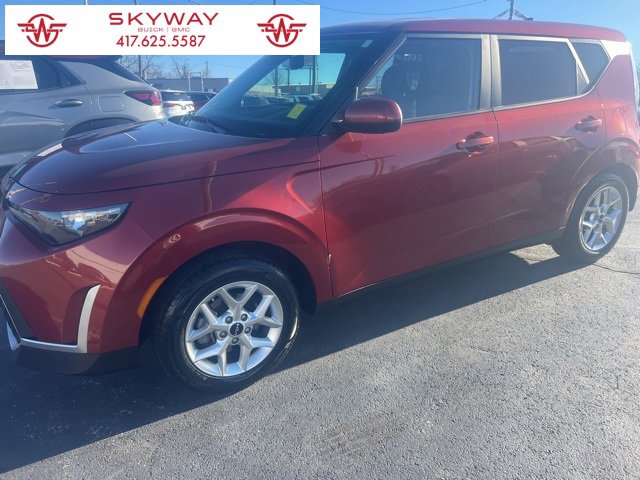 Used 2024 Kia Soul LX w/ Option Group 015