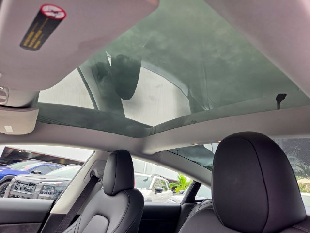 Used 2023 Tesla Model 3 Standard Range RWD image 6