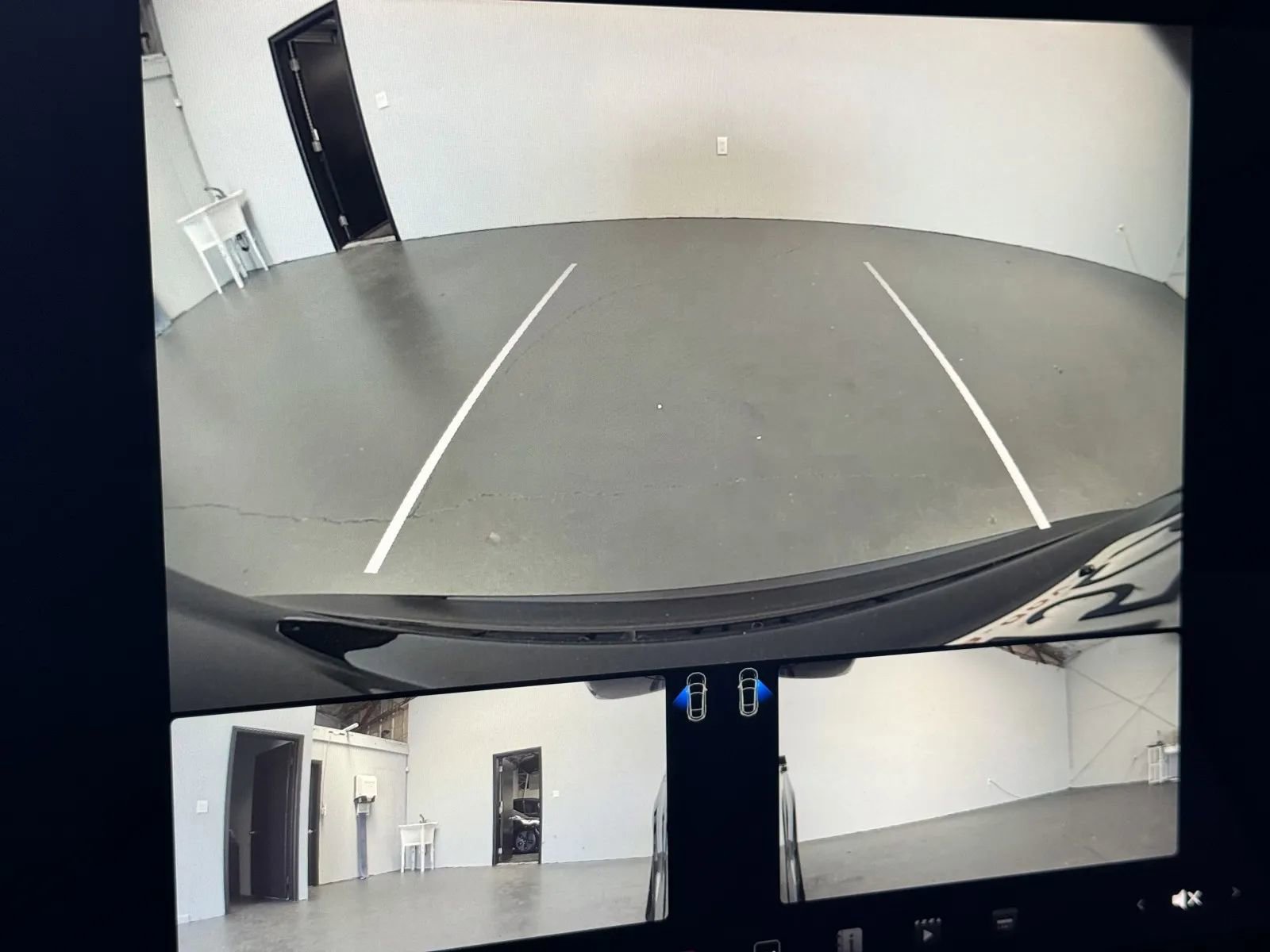 Used 2022 Tesla Model S image 14