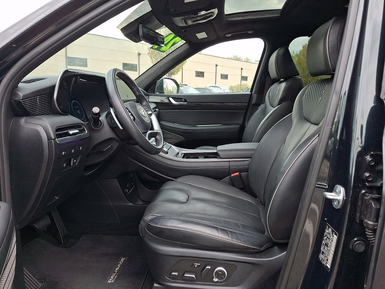 Used 2024 Hyundai Palisade Calligraphy AWD/4WD image 15