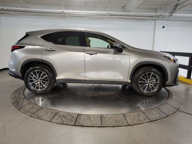 Used 2025 Lexus NX 350 AWD w/ Accessory Package (2T) image 9
