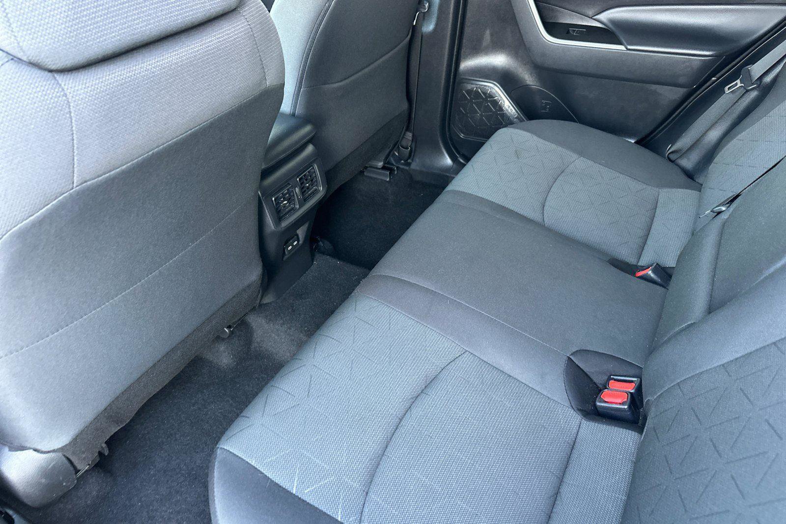 Used 2024 Toyota RAV4 XLE image 11