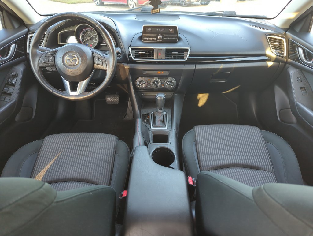 Used 2014 MAZDA MAZDA3 i Touring w/ Moonroof Package 1 FWD image 15