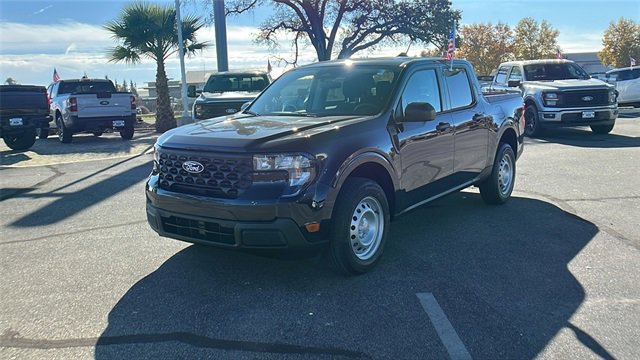 New 2025 Ford Maverick XL image 7