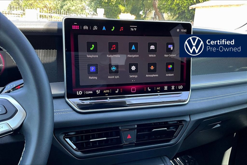 Used 2025 Volkswagen Tiguan SE FWD image 14