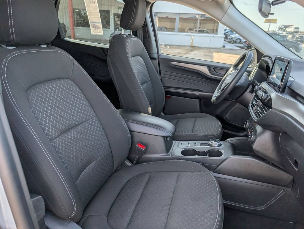 Used 2025 Ford Escape Active AWD/4WD image 61