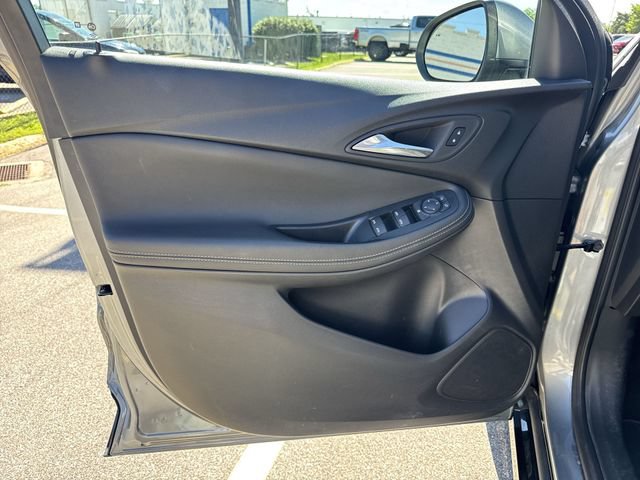 Used 2024 Buick Encore GX Sport Touring w/ Experience Buick Package FWD image 21