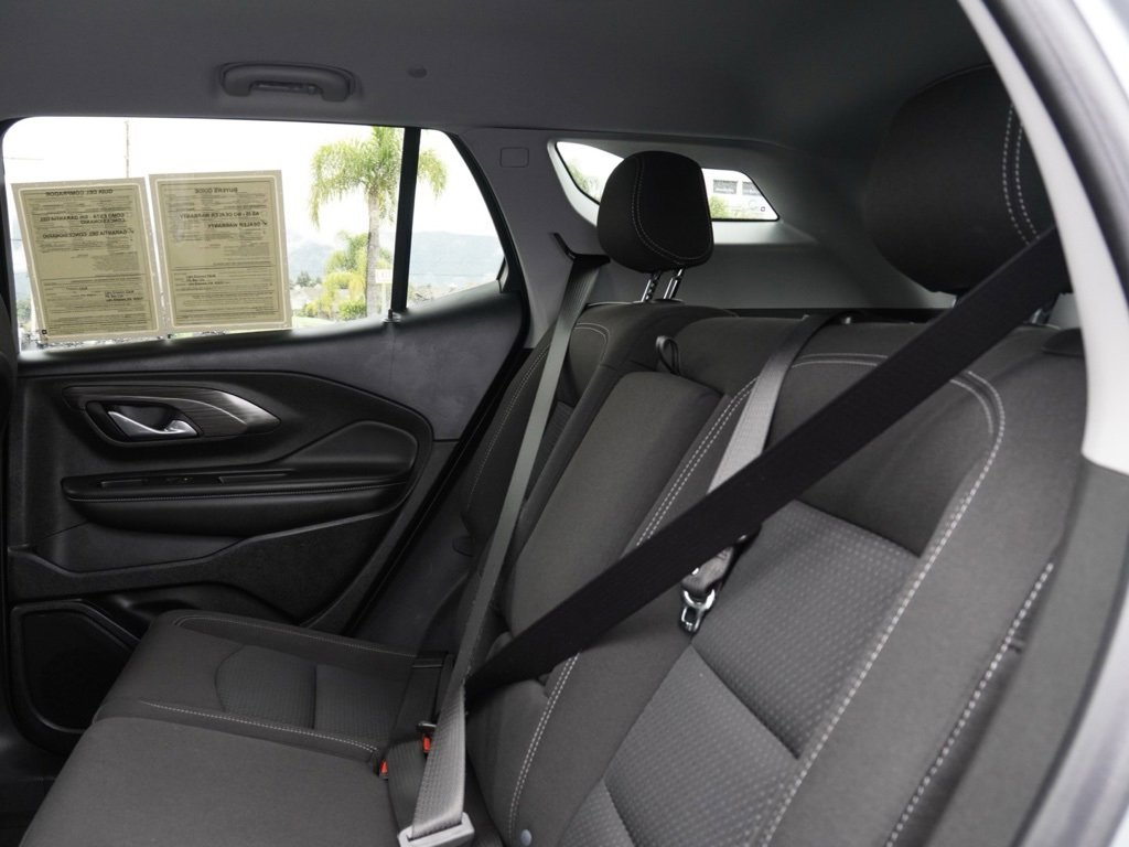 Used 2023 GMC Terrain SLE w/ Elevation Edition image 20