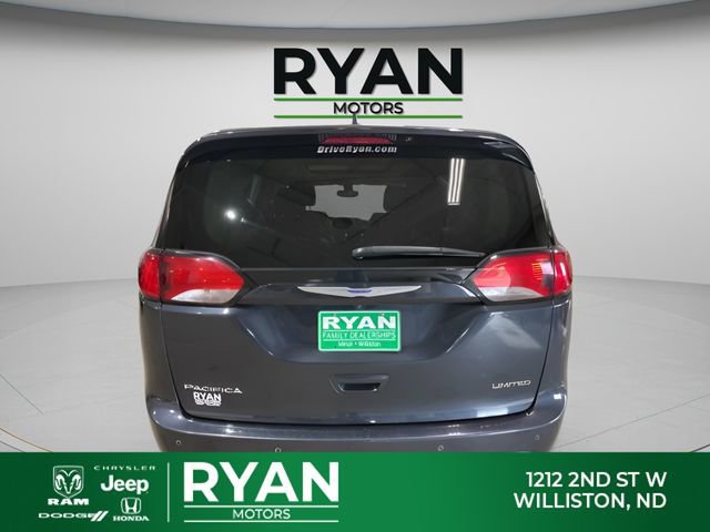 Used 2020 Chrysler Pacifica Limited image 8